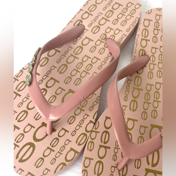 New Bebe Women's Samirah Light Pink Rhinestone Bebe Logo Flip Flop Size 6 - Picture 6 of 9